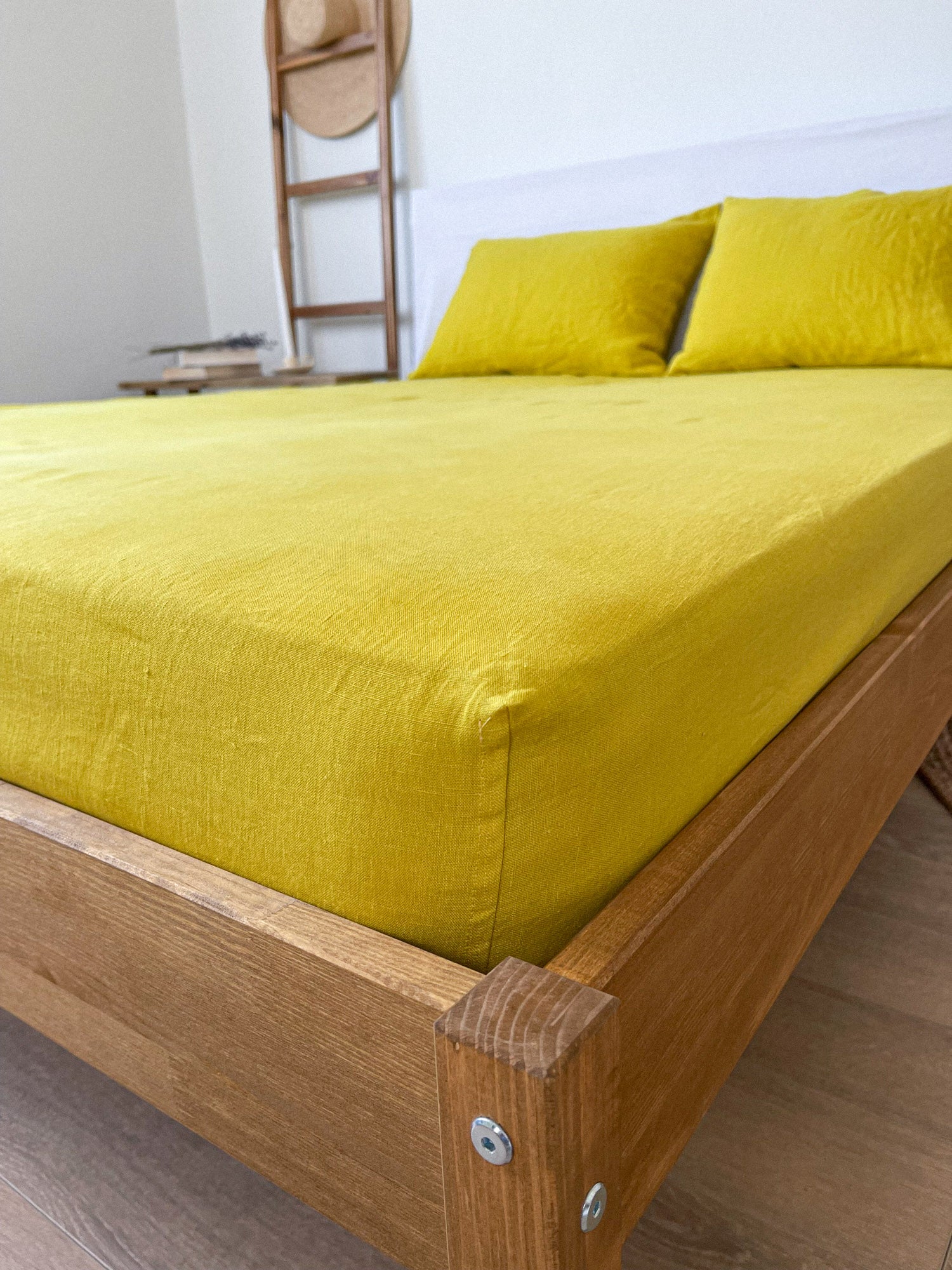 Drap housse en lin - jaune chartreuse - Linen Notes