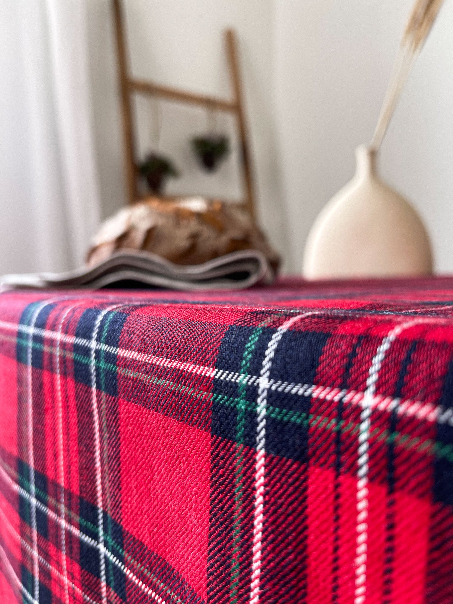 Tischdecke aus rotem Tartan Leinen - Linen Notes